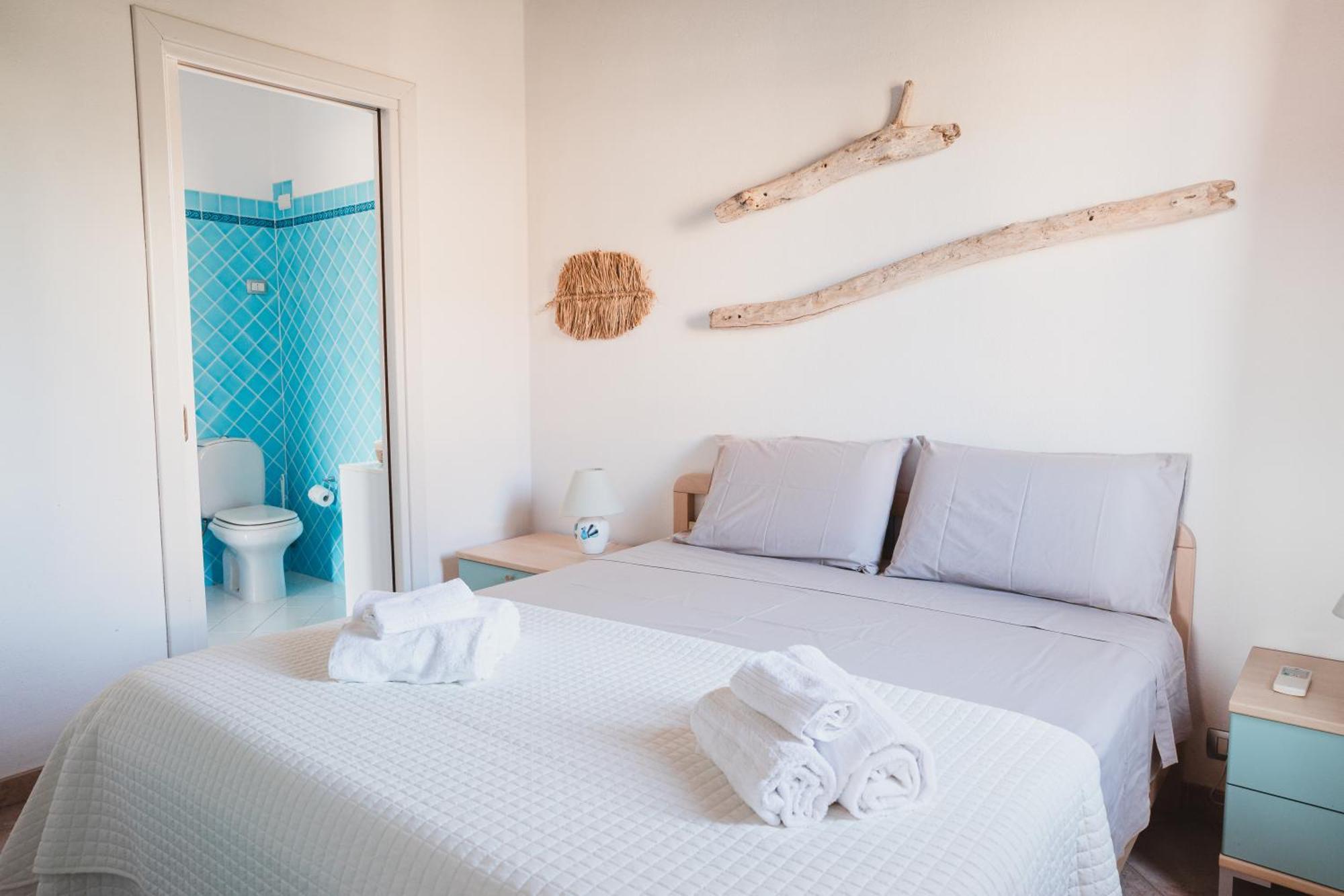 Cactus Mare Apartment Golfo Aranci Ngoại thất bức ảnh