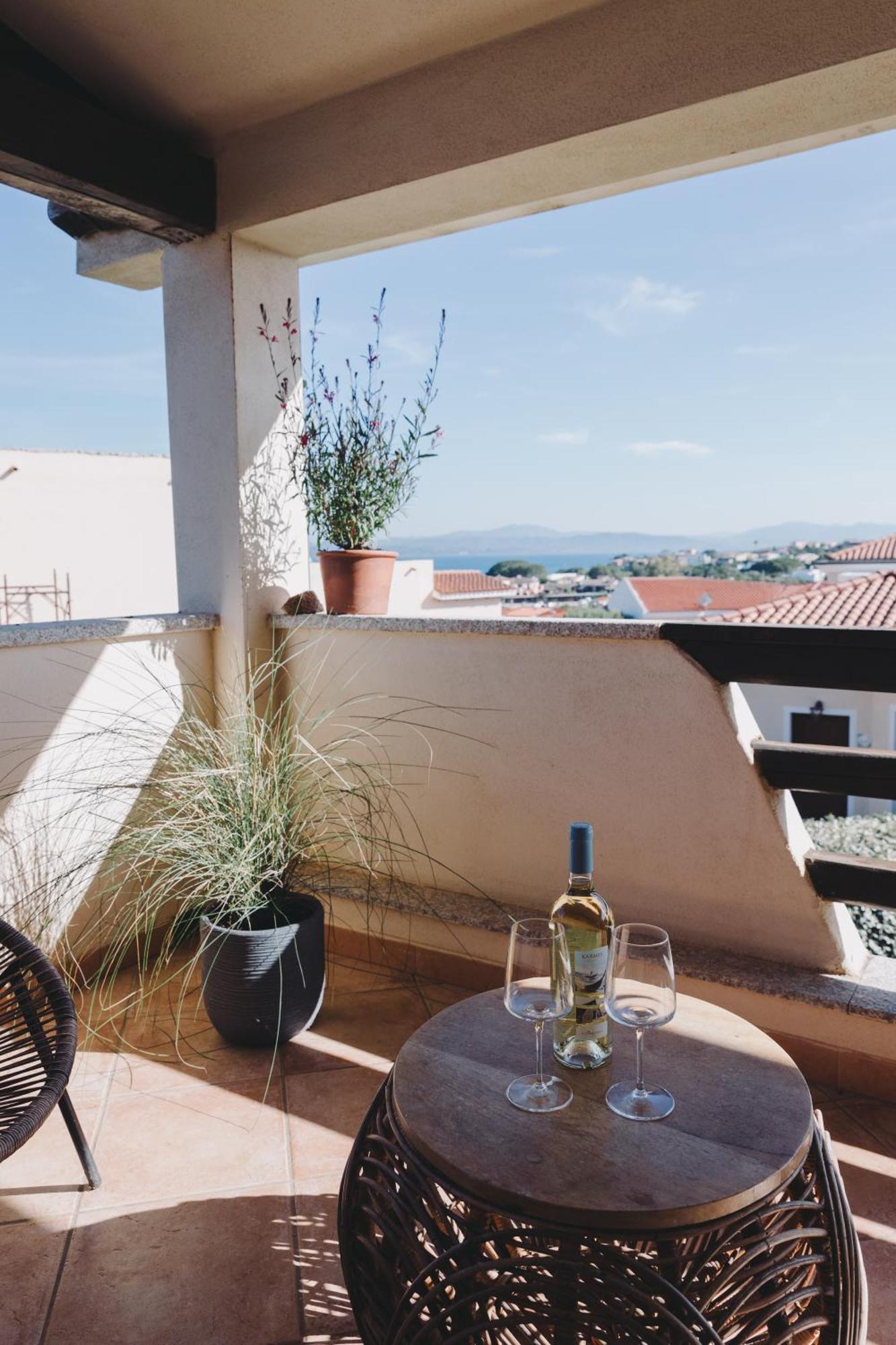 Cactus Mare Apartment Golfo Aranci Ngoại thất bức ảnh